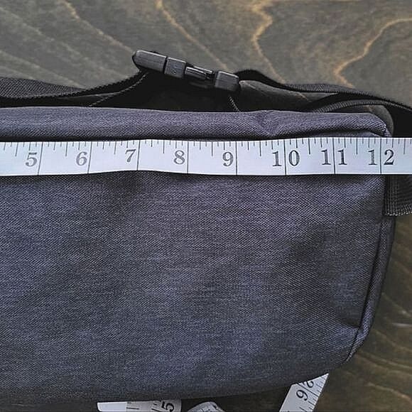 NWT Invicta Waist Bag 30 Solid 2T Orion Blue - Picture 14 of 16